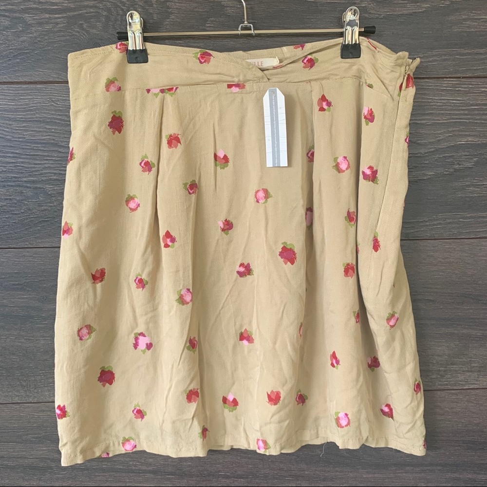 NWT TULLE | Anthro Tan Pink Floral Mini Skirt